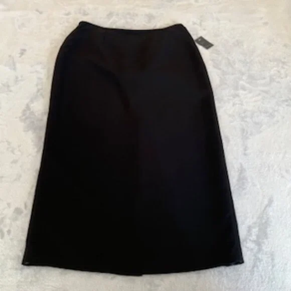 Liz Claiborne Women's Maxi Black Skirt Lined With Slit In Back 12 NWT - Picture 3 of 14